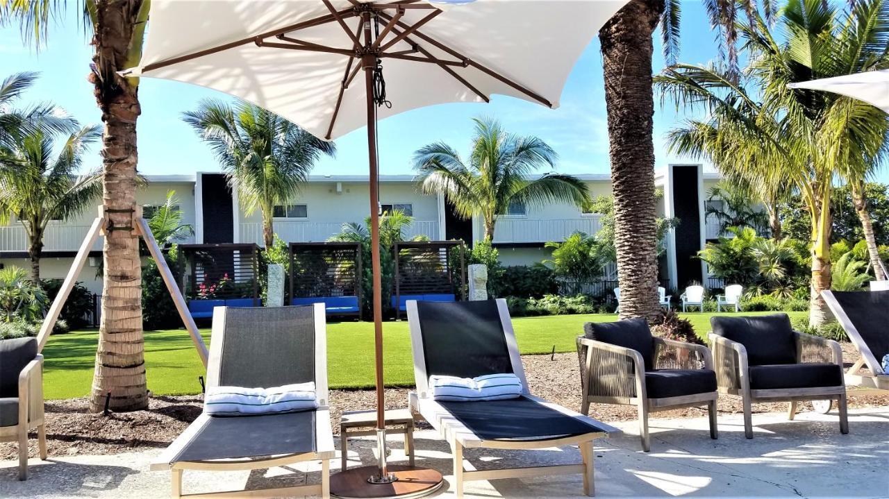 Bali Hai Beachfront Resort And Spa Holmes Beach Exterior foto