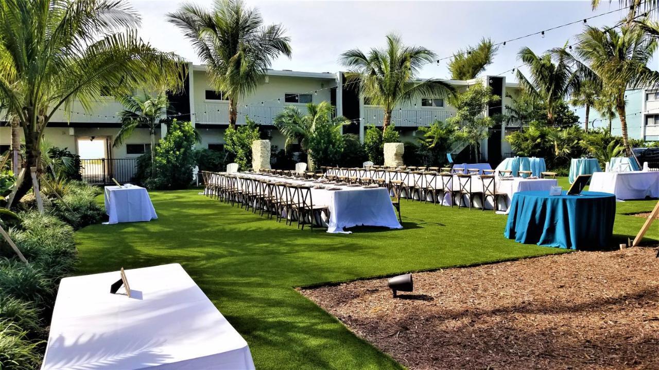 Bali Hai Beachfront Resort And Spa Holmes Beach Exterior foto