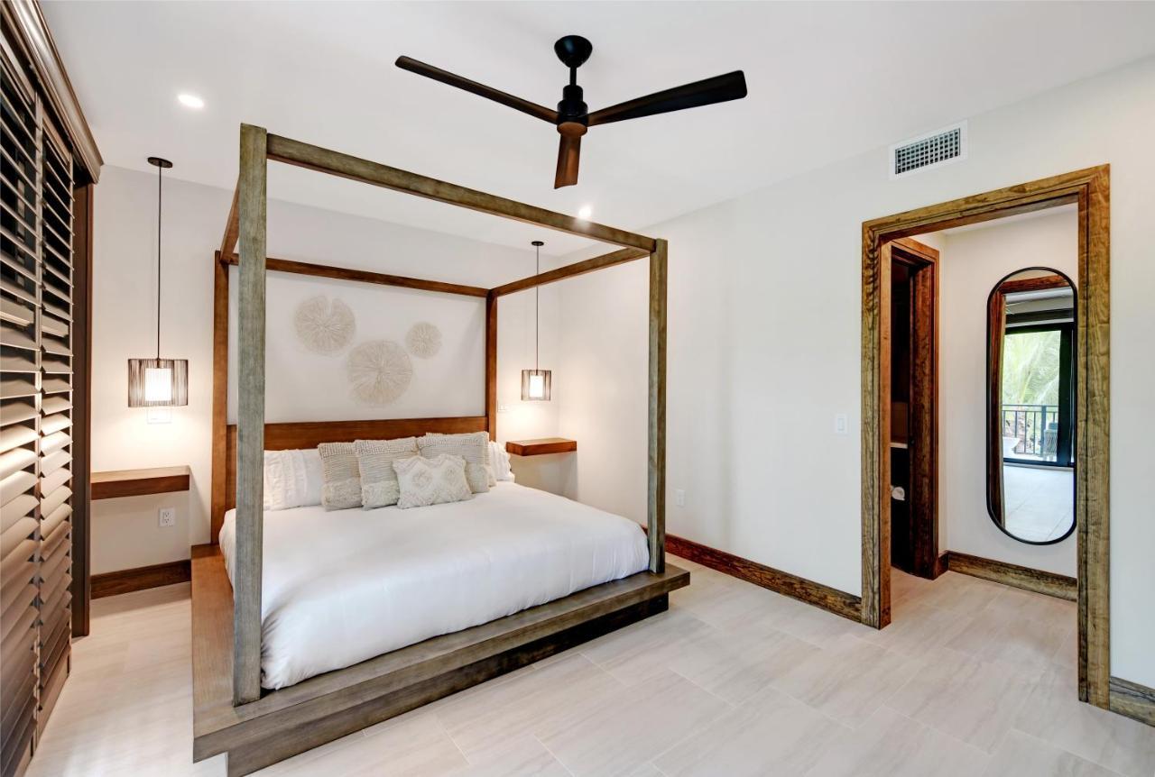 Bali Hai Beachfront Resort And Spa Holmes Beach Exterior foto